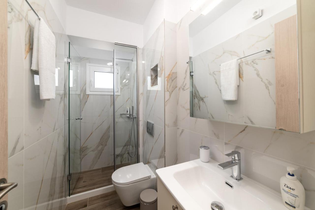 E.Berdufi Apartament Sea View Елунда Екстер'єр фото