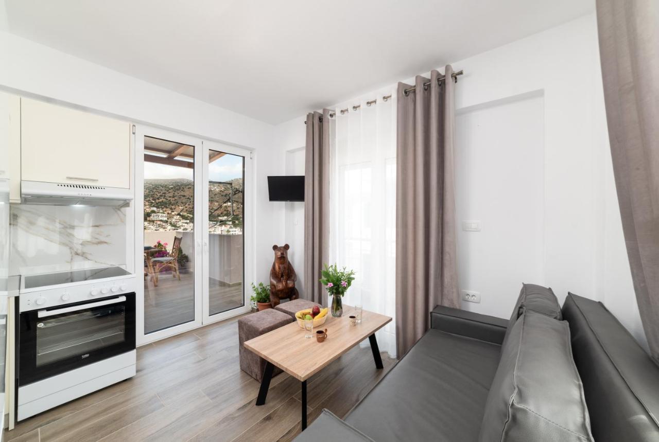 E.Berdufi Apartament Sea View Елунда Екстер'єр фото